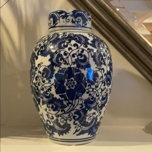 Meet your Posher, Maggie